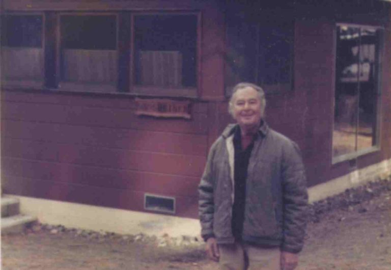fremont-1976-john-mcg-cabin-mt-shasta